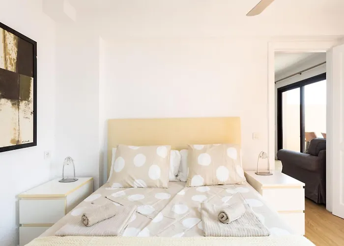 Exklusives Attic Mit Atemberaubendem Meerblick By Interhome 美洲海滩