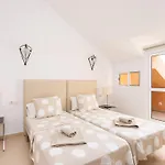 Daire Exklusives Attic Mit Atemberaubendem Meerblick By Interhome *