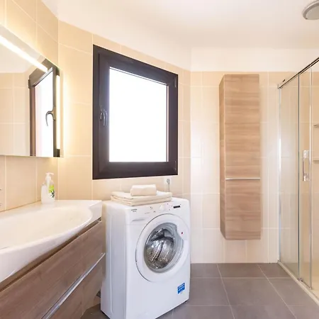 Apartment Exklusives Attic Mit Atemberaubendem Meerblick By Interhome Playa de las Américas
