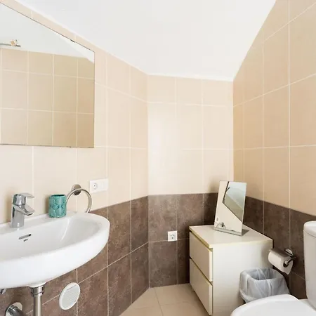 Exklusives Attic Mit Atemberaubendem Meerblick By Interhome Playa de las Américas